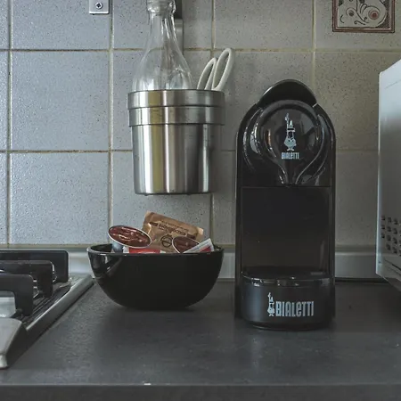 Piazza Goldoni Mazzini *free Wifi* Terst